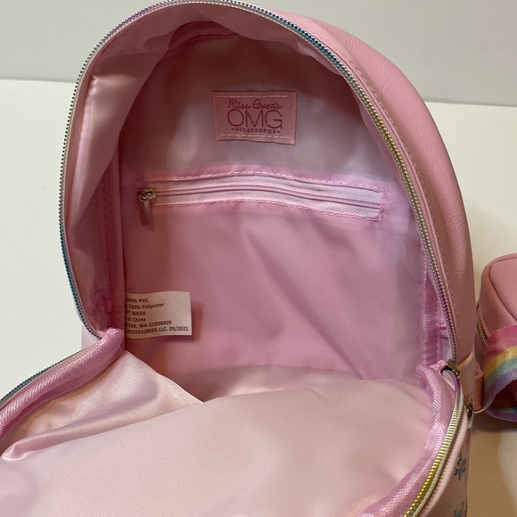 backpack and pouch gift set NWT! - Picture 11 of 16